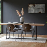 Älskar Industrial Dining Table