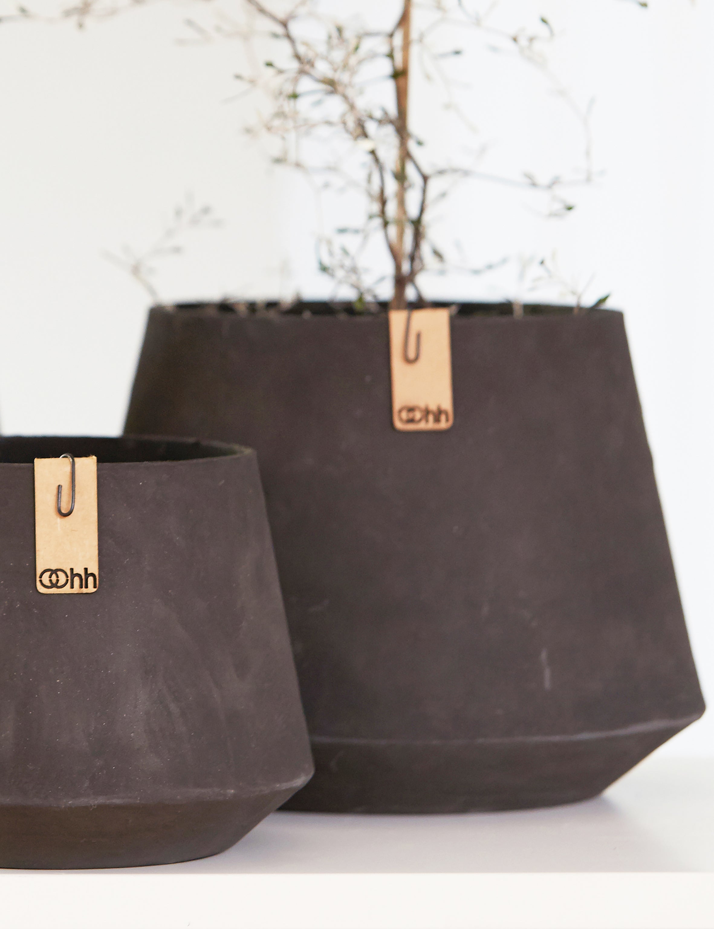 Black Tokyo Paper Planter (100% waterproof) – The Den & Now
