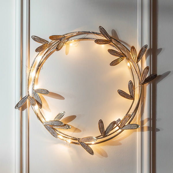 Gold Mistletoe LED Wreath