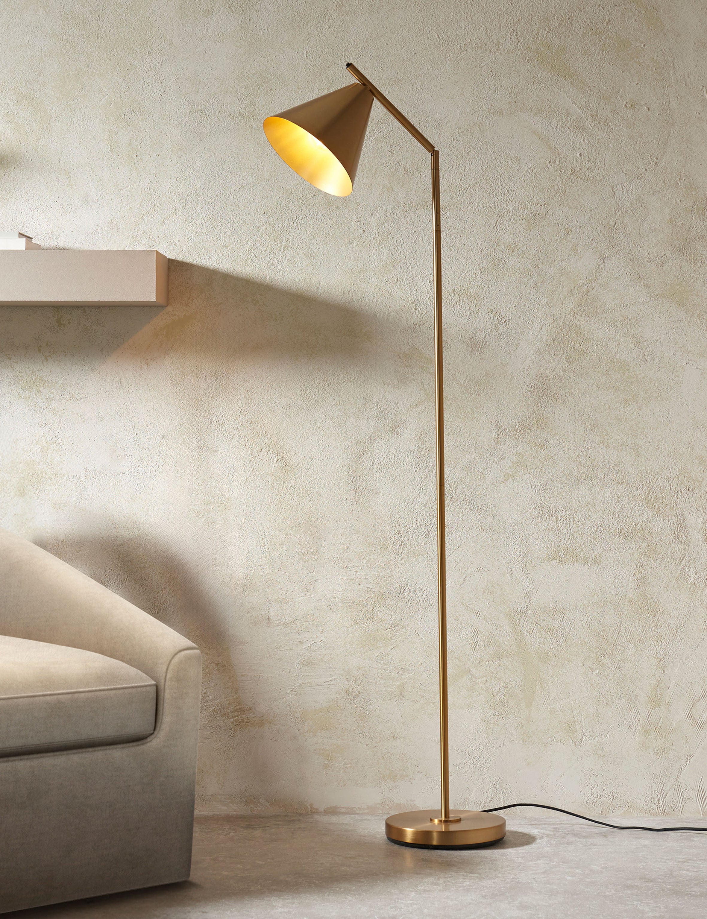 Seren Brass Floor Light – The Den & Now