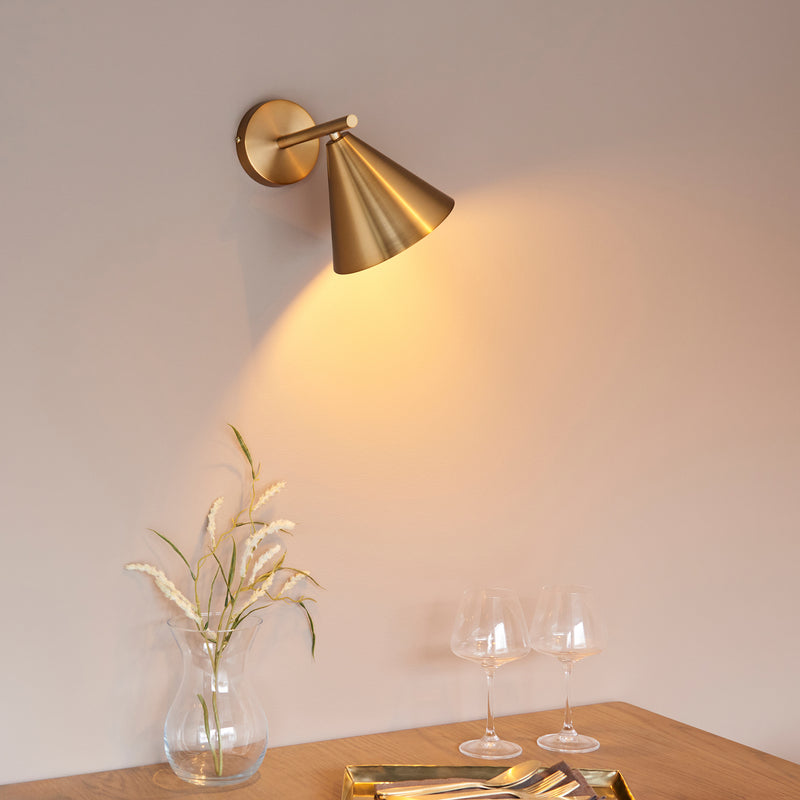 Seren Brass Wall Light