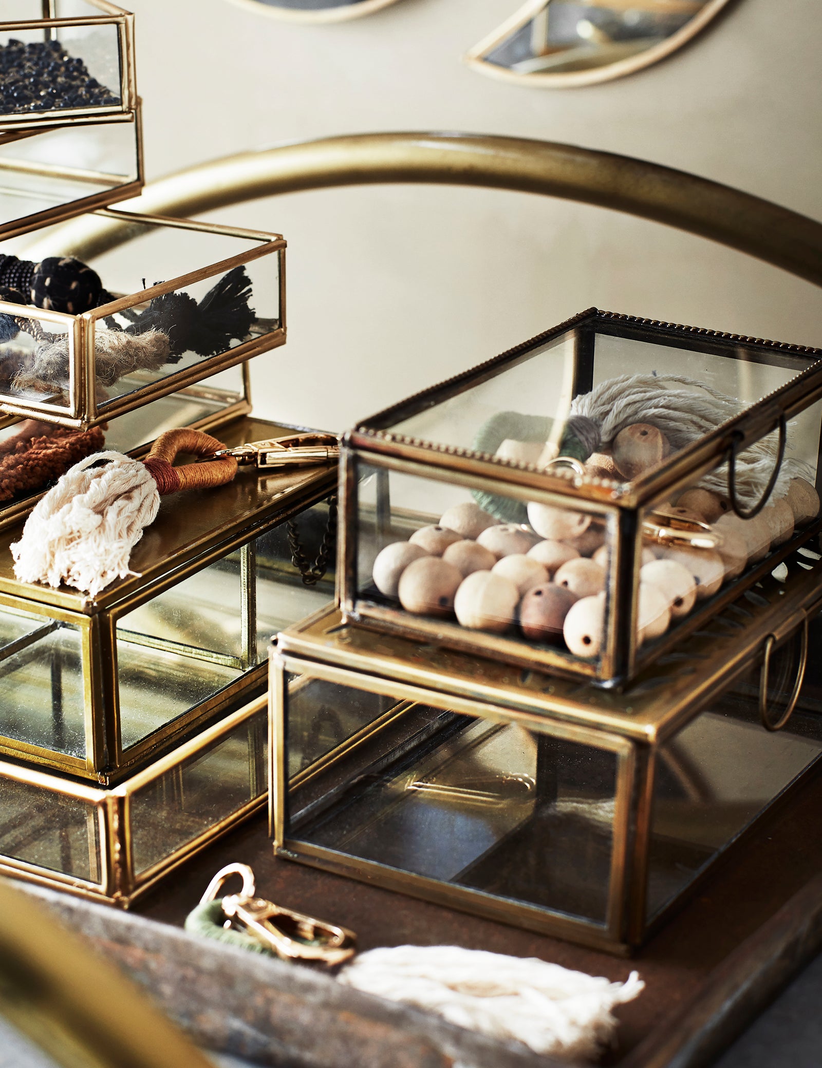 Antique Brass Glass Jewellery Box – The Den Now